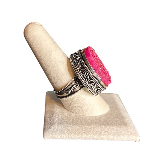 New Monster Vintage Setting Pink Druzy Gemstone Ring Size 9-1/2 - Picture 3 of 6